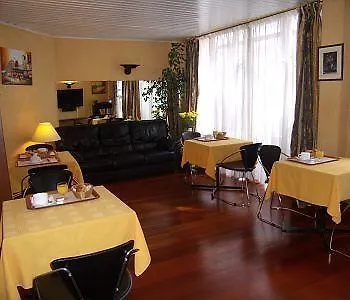 Hotel Hippodrome Paryż